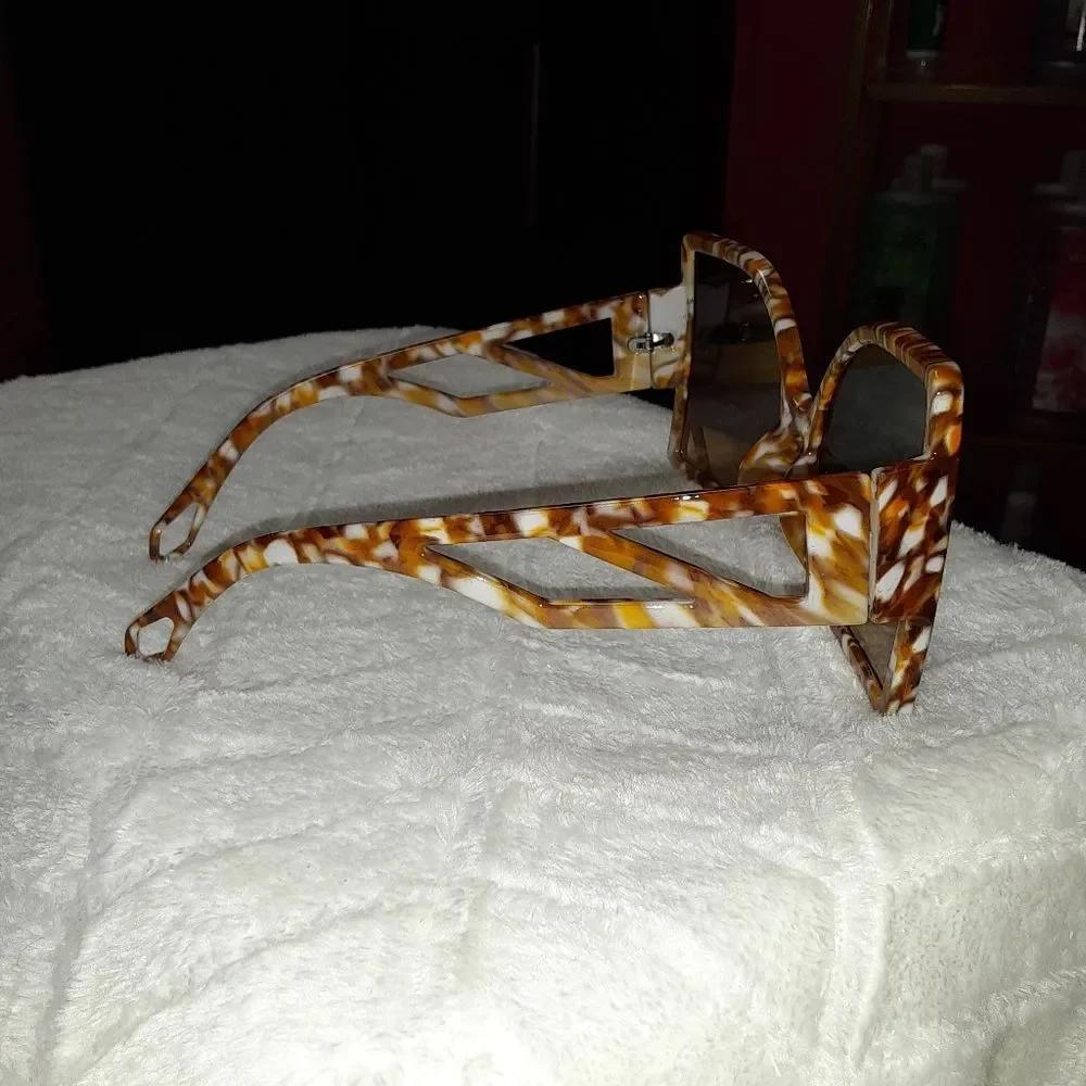 Oversize Square Sunglasses_2